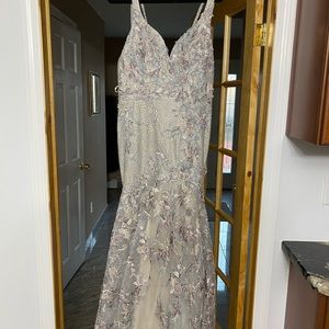 Brand new MacDuggal Dress